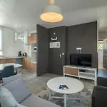 Le Grand Cosy - - Proche Apartment